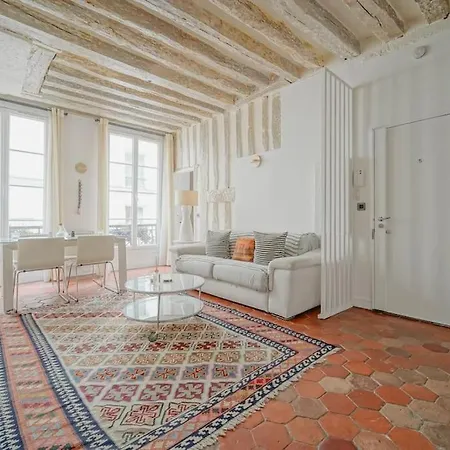 2 Bedroom With The Location Of In 2nd Arr Appartamento